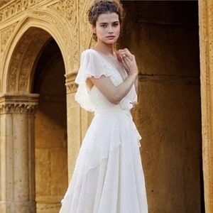 Princess Chiffon Wedding Dress - Size 8